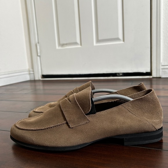 NWOB Wolf & Shepherd Men\'s Monaco Soft Suede Loafer Collapsible Heel Tan Size 12 main image 4